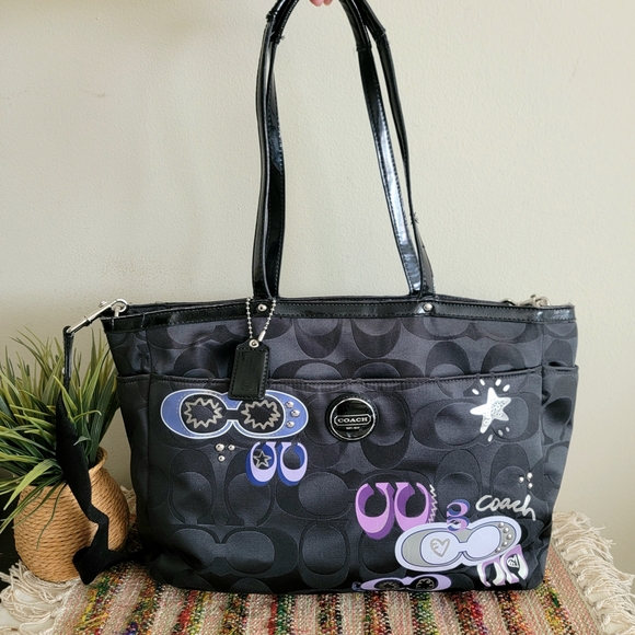 Coach Lovely Print Diaper Bag Travel Tote Bag Crossbody Strap - Picture 1 of 12